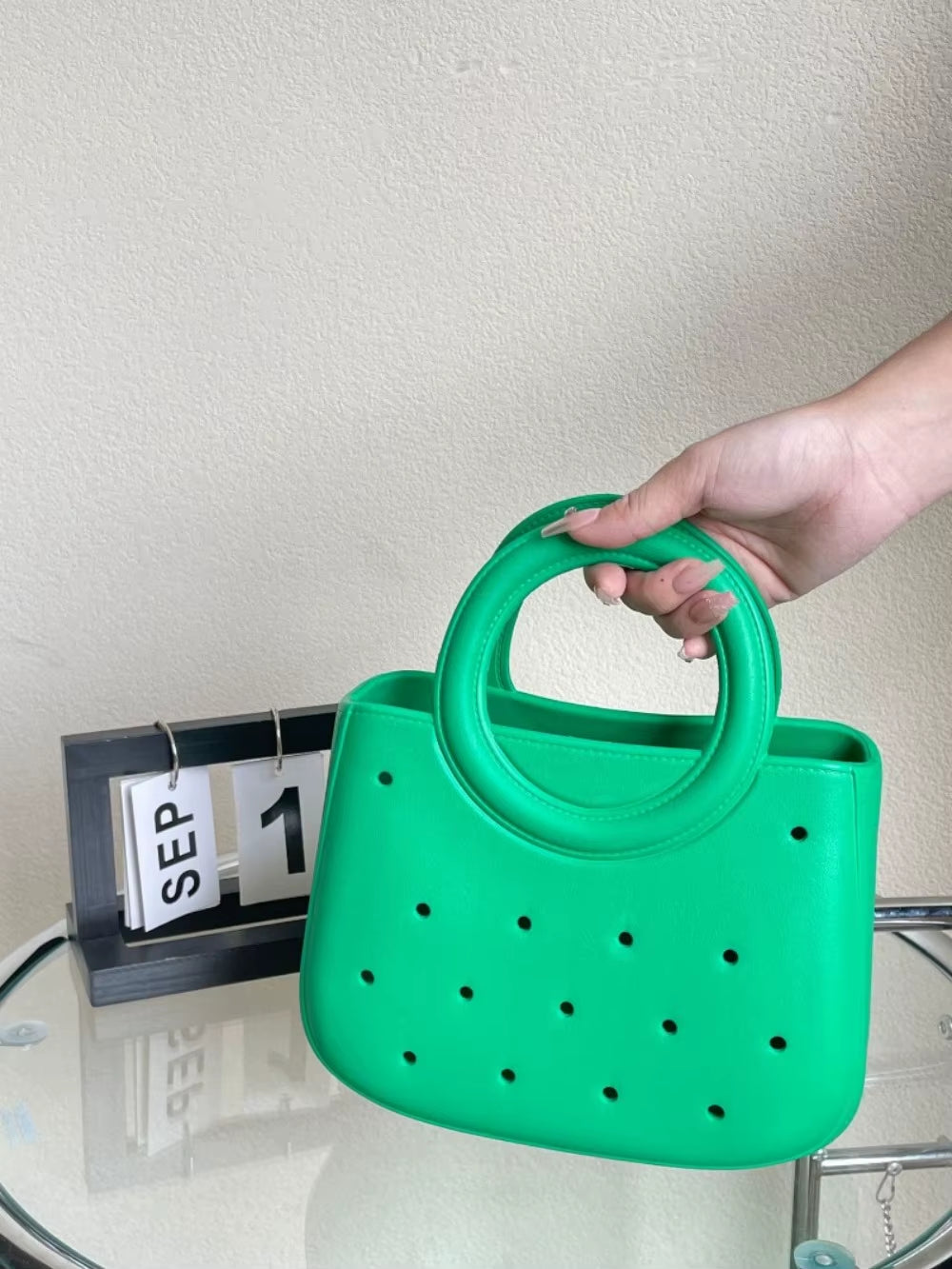 Waterproof Beach Bag Leisure DIY Colorful Fashion Handbags Sandproof Anti-Slip Handle EVA Handbags Travel Toiletry Storage Bags