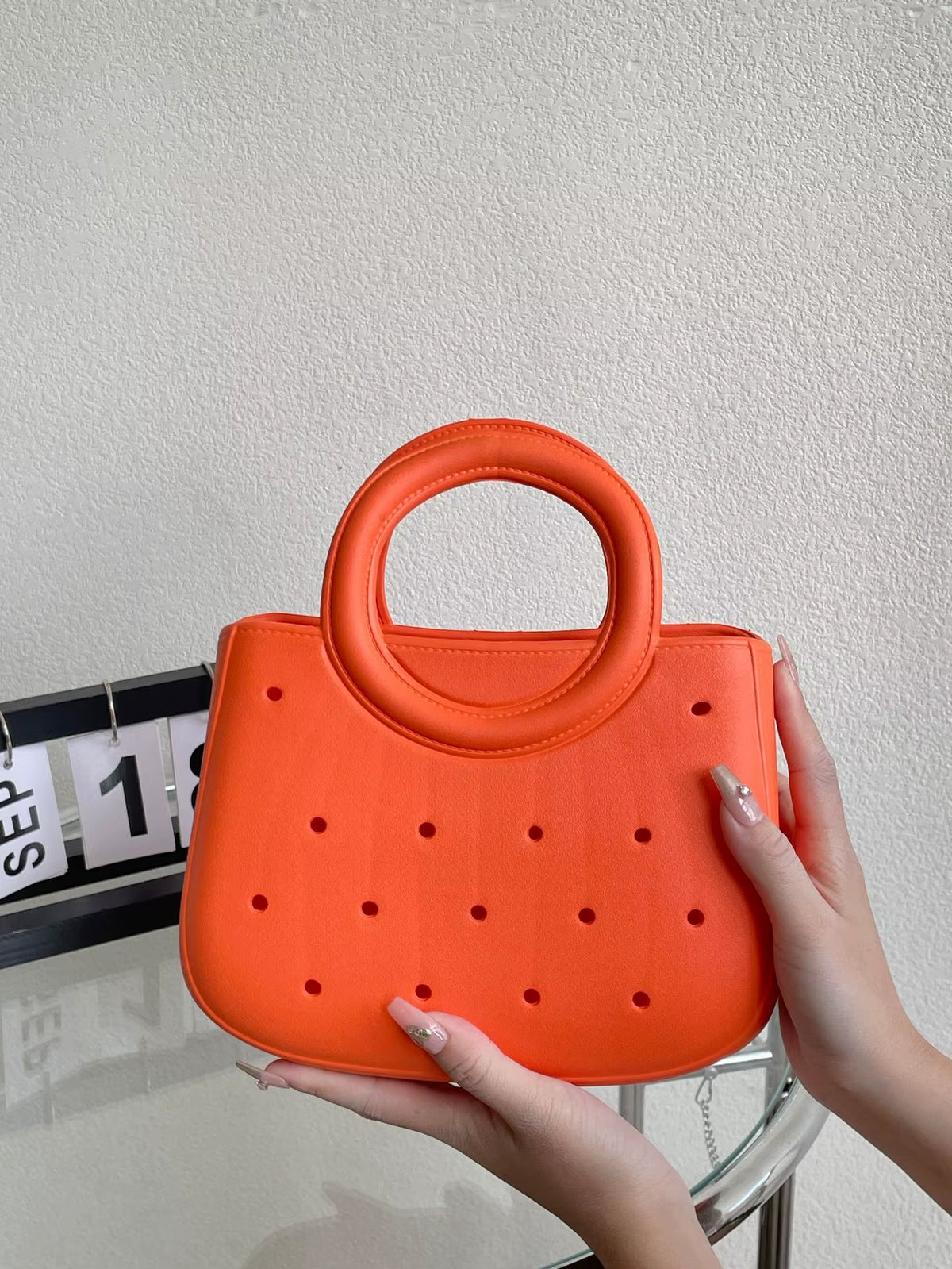 Waterproof Beach Bag Leisure DIY Colorful Fashion Handbags Sandproof Anti-Slip Handle EVA Handbags Travel Toiletry Storage Bags